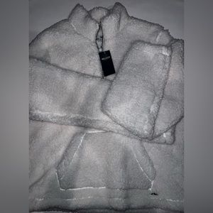 White Hollister Quarter Zip Sherpa